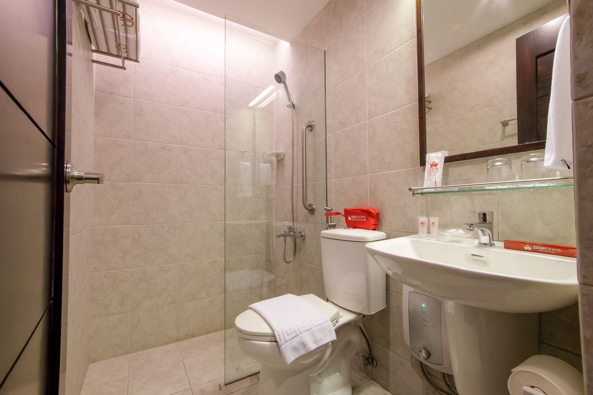 Zen Rooms Durban Poblacion Makati Makati City Zewnętrze zdjęcie
